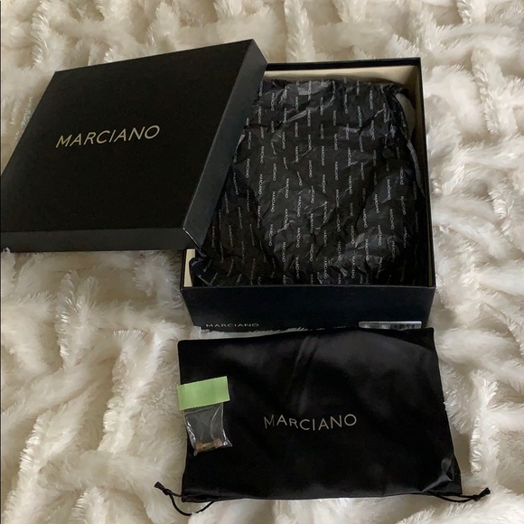 MARCIANO CHARLIZE HEEL - Picture 3 of 4